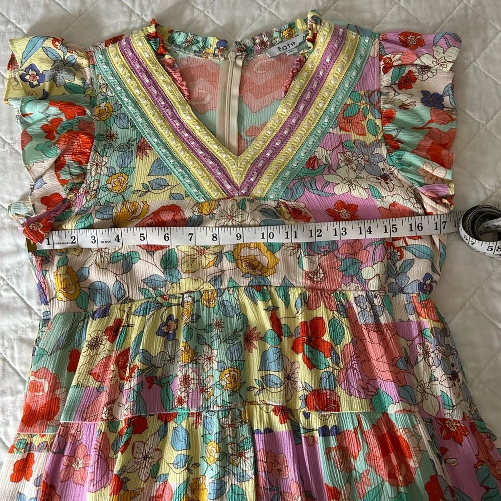 Tunic - Picture 9 of 12